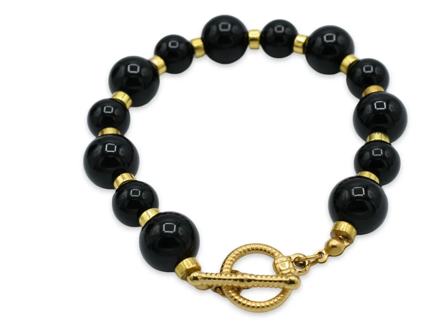 Onyx Bracelet - Elegant Design, Lightweight Materials, Versatile Accessory for Everyday Wear