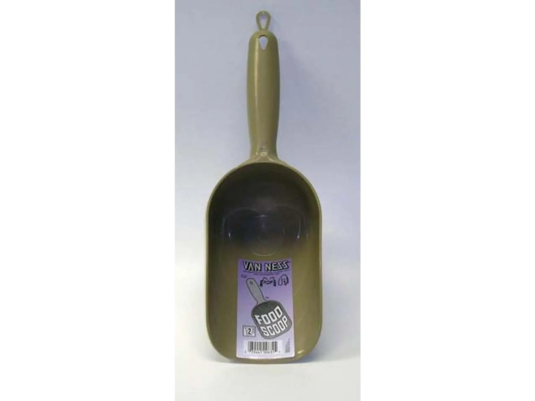 Van Ness High Impact Plastic Molding Scoop for Small Animal Exercisers - Pint (FS-2), 3" h x 4" w x 11.75" d, Easy-Grip Handle, Graduated Measurements, 3" H X 4" W X11.75" D