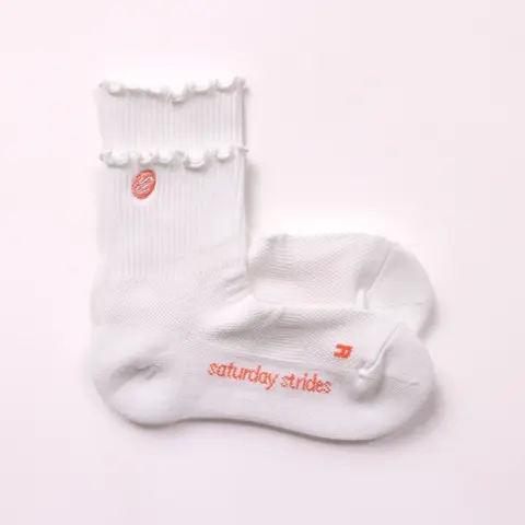 Saturday Ruffle White Performance Sock - Plain Design for All Seasons, Minimalist & Basic Women's Wear