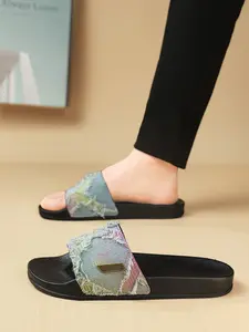 Men's Wide Toe Box Sandals, Casual Summer Footwear, Open Toed Slippers, Comfortable Barefoot Shoes, Ideal for Beach & Outdoor Activities, Durable PVC Sole