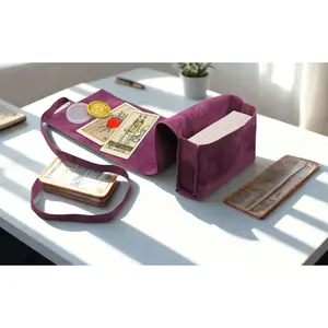 Hand Velvet Tarot Card Wrap Holder - Traditional Compact Fold-Expandable Organiser, Standard-Sized Storage Pouch, Ideal Gift for Tarot Enthusiasts