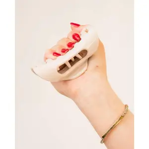 Cozy Clip Original Flexible Claw Clip for Ultimate Comfort Patent pending Thick Hair Styling Clips for Women Girls Secure Hold No Slip 2024 New Design Hair Accessories