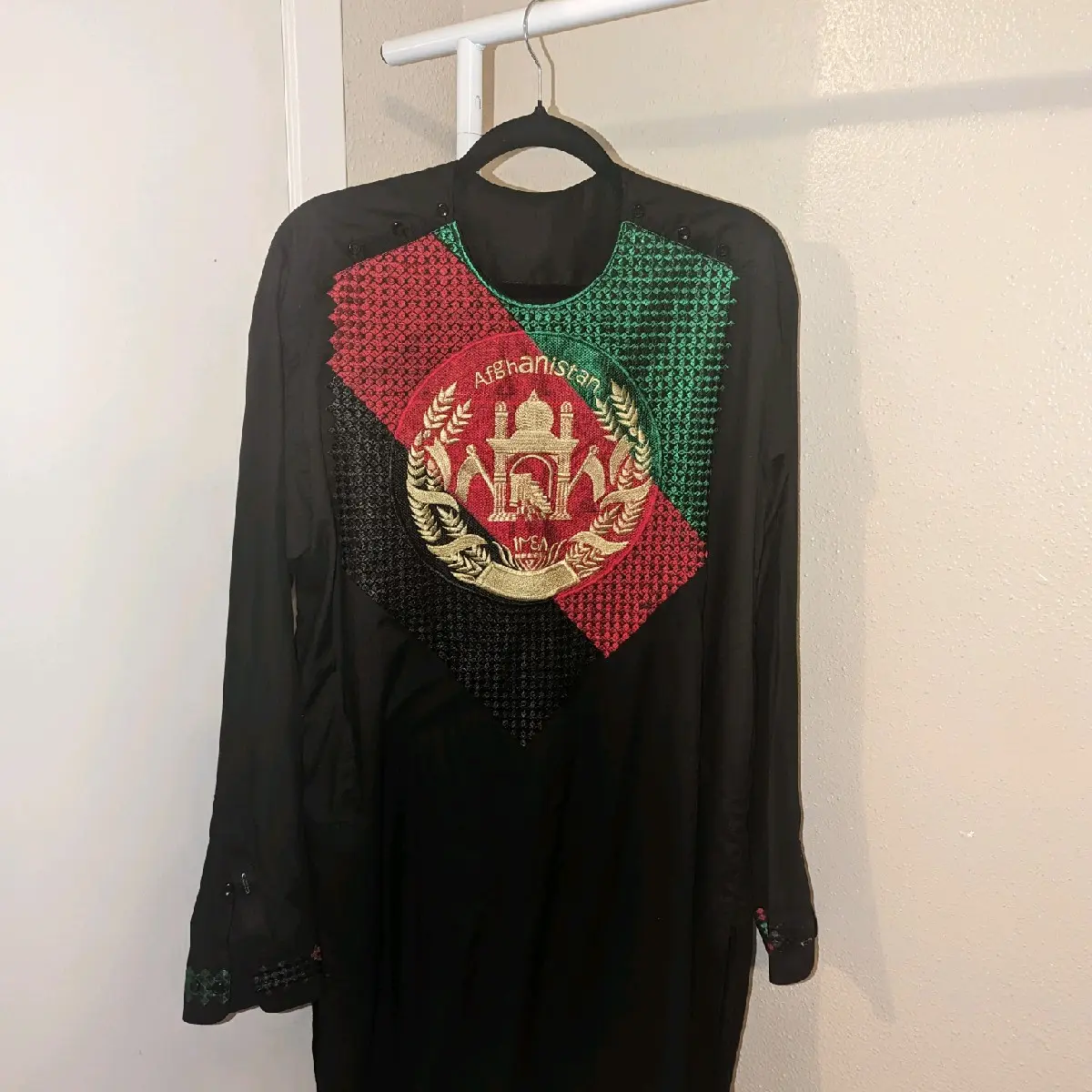 Afghan men's traditional wear