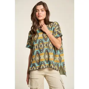 Davi & Dani High-Low Geometric Round Neck Knit Top