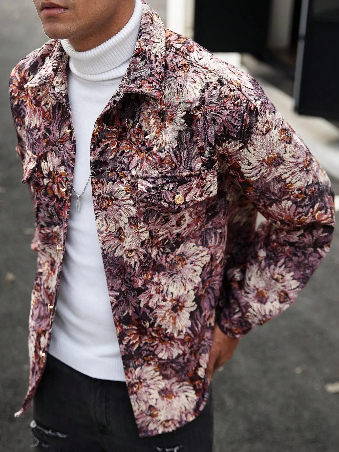 Fashionable men’s jacket featuring fresh peony floral colors with vibrant patterns, paired with contrasting four-button closure and a simple, classic cut. Lapel open-front design; new autumn long-sleeve jacket—casual, versatile for outings, commuting, and