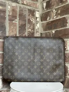 Pre-owned Louis Vuitton Canvas Small Leather Goods Poche Documents Monogram Brown 91487