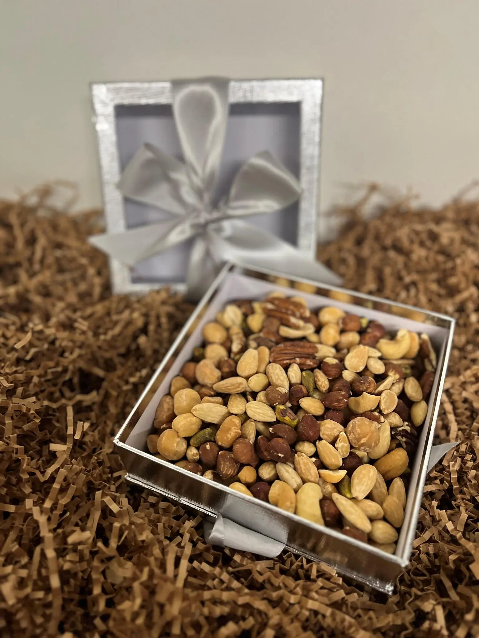 Nuts To You Luxury Mixed Roasted Whole Nuts Gift Box - 1lb Boxed Dried Dry Food and Snacks Set with Macadamia, Peanuts, Pistachios for Gifting Occasions
