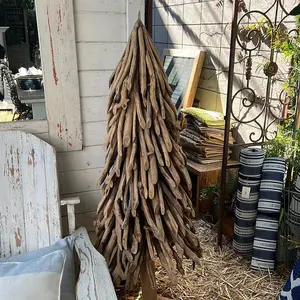 Large Twig Tree