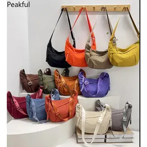 Women's Nylon Crossbody Bag, Trending Minimalist Solid Color Shoulder Purse, Slim Casual Zipper Sling Bag for Ladies, ultra-lightweight material & large storage space, ideal for office work, daily commutes and casual street looks