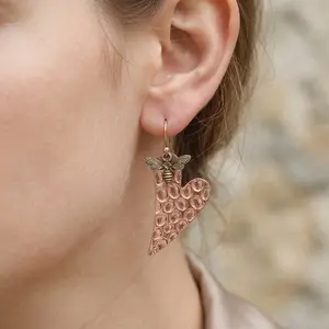 Vintage Artisan Hammered Heart Earrings with Honeybee Detail - Antique Rose Gold Tone Jewelry for Women, Nature Inspired Gift