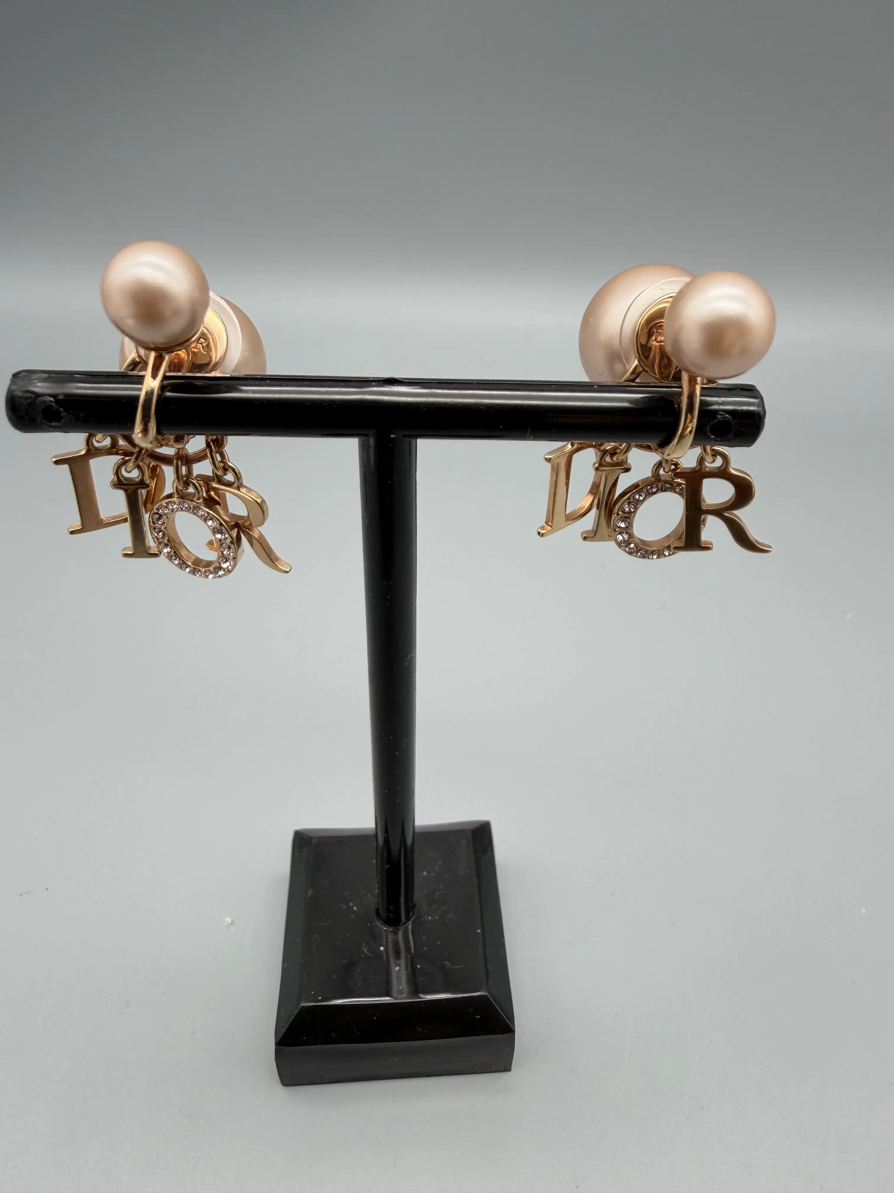 Pre-owned Dior Tribales Clip On Earrings Gold Stylish and Elegant Design for Everyday Wear