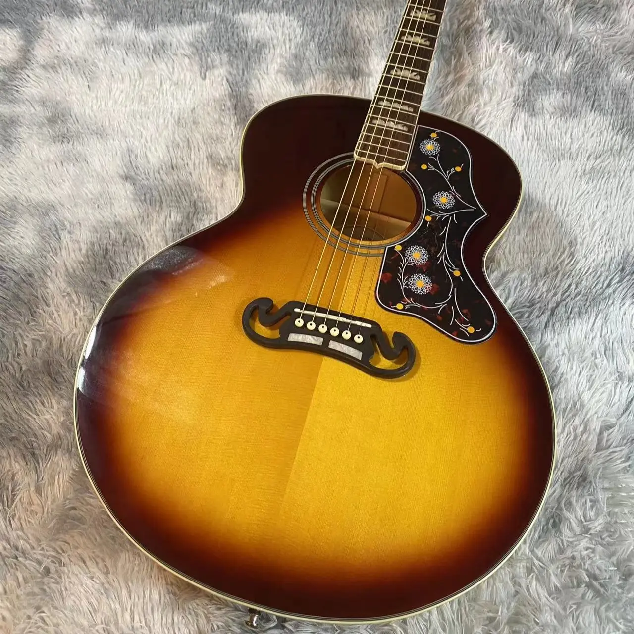 GIB J200 Handmade Acoustic Guitar - Solid Spruce Top, Rosewood Fingerboard, 20 Frets, Bone Nut, Sunburst Color