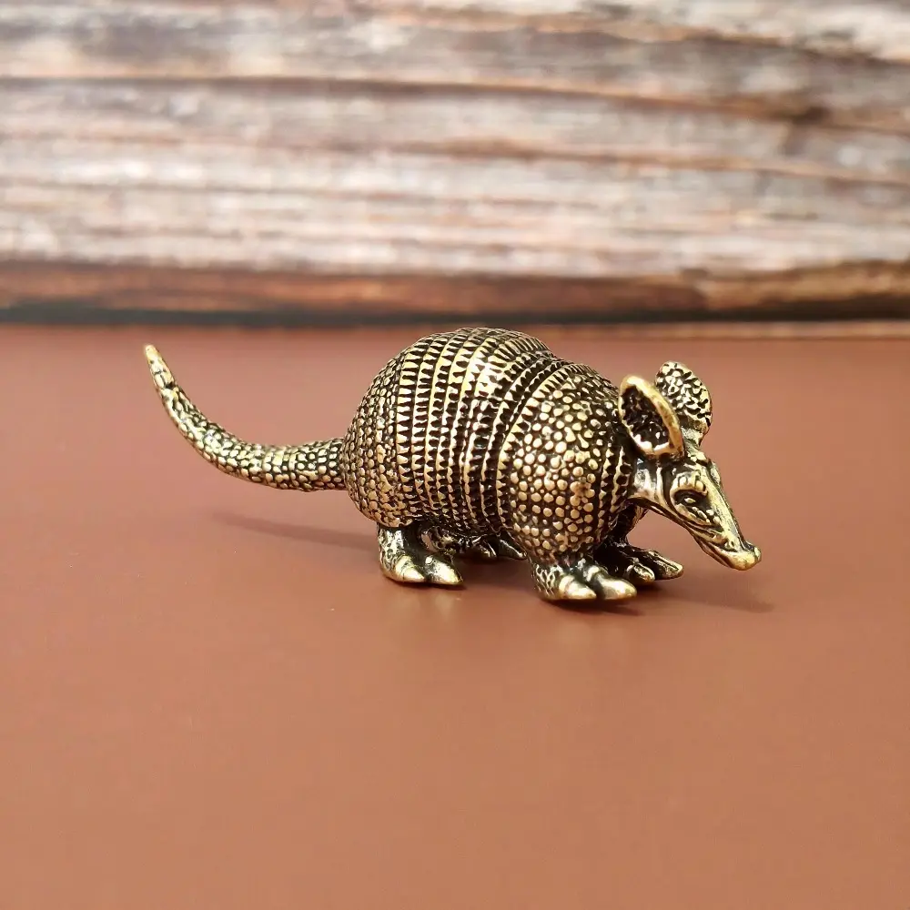 Brass Opossum Sculpture Handmade Vintage Animal Decor Tea Pet Tabletop Ornament Cute Animal Design Desktop Decoration Home Decor Christmas Gift No Power Required Heavy Metal Figurine Decorative Figurines Animal Decorations
