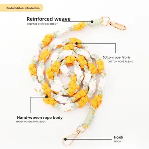 Hand woven flower pet leash, dog and cat supplies, anti bite and wear-resistant dog walking rope