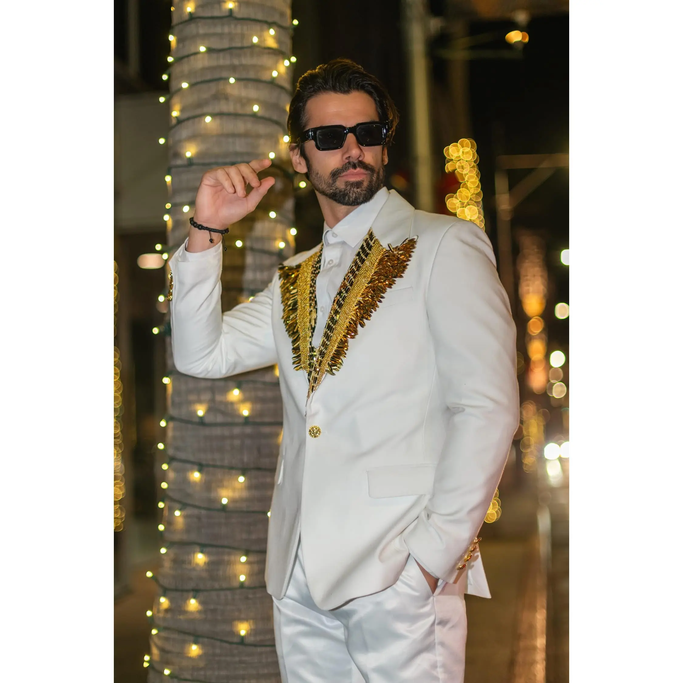 Pavira Blazer - White Coat with Gold Embroidery, Long Sleeve, Waist Pocket, Suitable for Women, Hip Jacket Style Slim Fit Formal Menswear Rayon Workwear Wetsuit