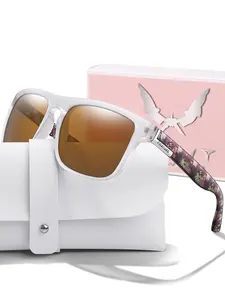 Classic Polarized Sunglasses with Case + Gift Packaging, Fashion UV Protection Eyewear, Unisex Casual Style, Perfect for Outdoor Activities