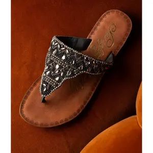 Loving U Sandals in Black