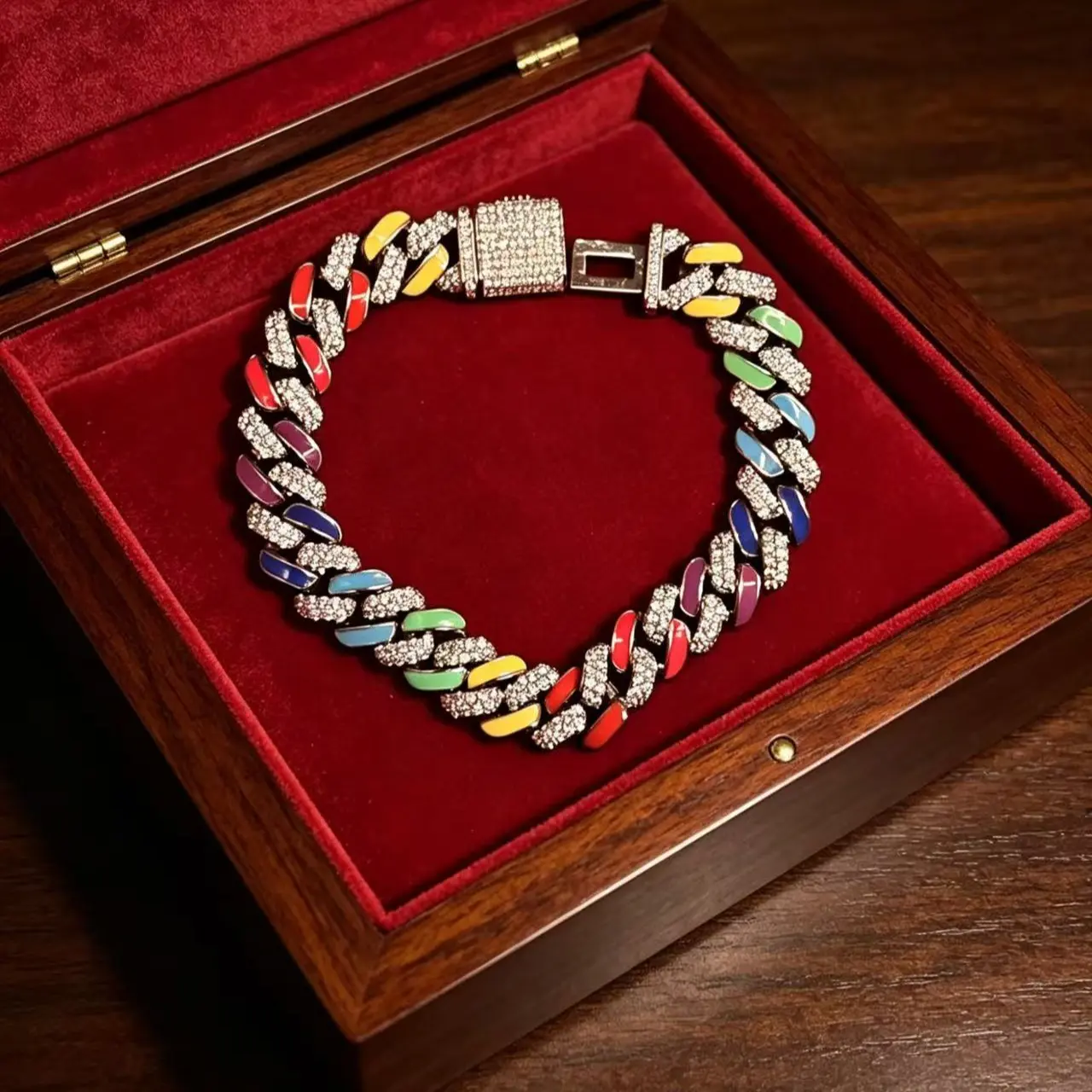 M3-9215 Iced Out Rainbow Enamel Cuban Link Bangle, Micro Pave Rhinestone Hip Hop Jewelry, Luxury Bling LGBT Pride Fashion Accessory for Male & Female (Casual, Party Wear), Lgbt Pride Jewelry, Micro Pave Rhinestones