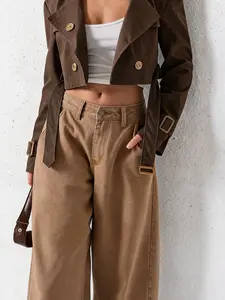 Short Vintage Style Trench Coat for Women, Streetwear Fashion Top, Trendy Outerwear for Daily Wear, Chic and Comfortable Design