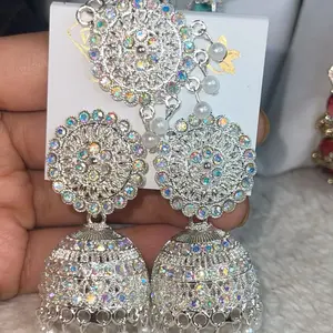 NEW LATEST BAHUBALI WHITE JHUMKA WITH MAANG TIKKA PARTY WEAR EARRING FOR GIRLS AND WOMEN Elegant Rhinestone Design