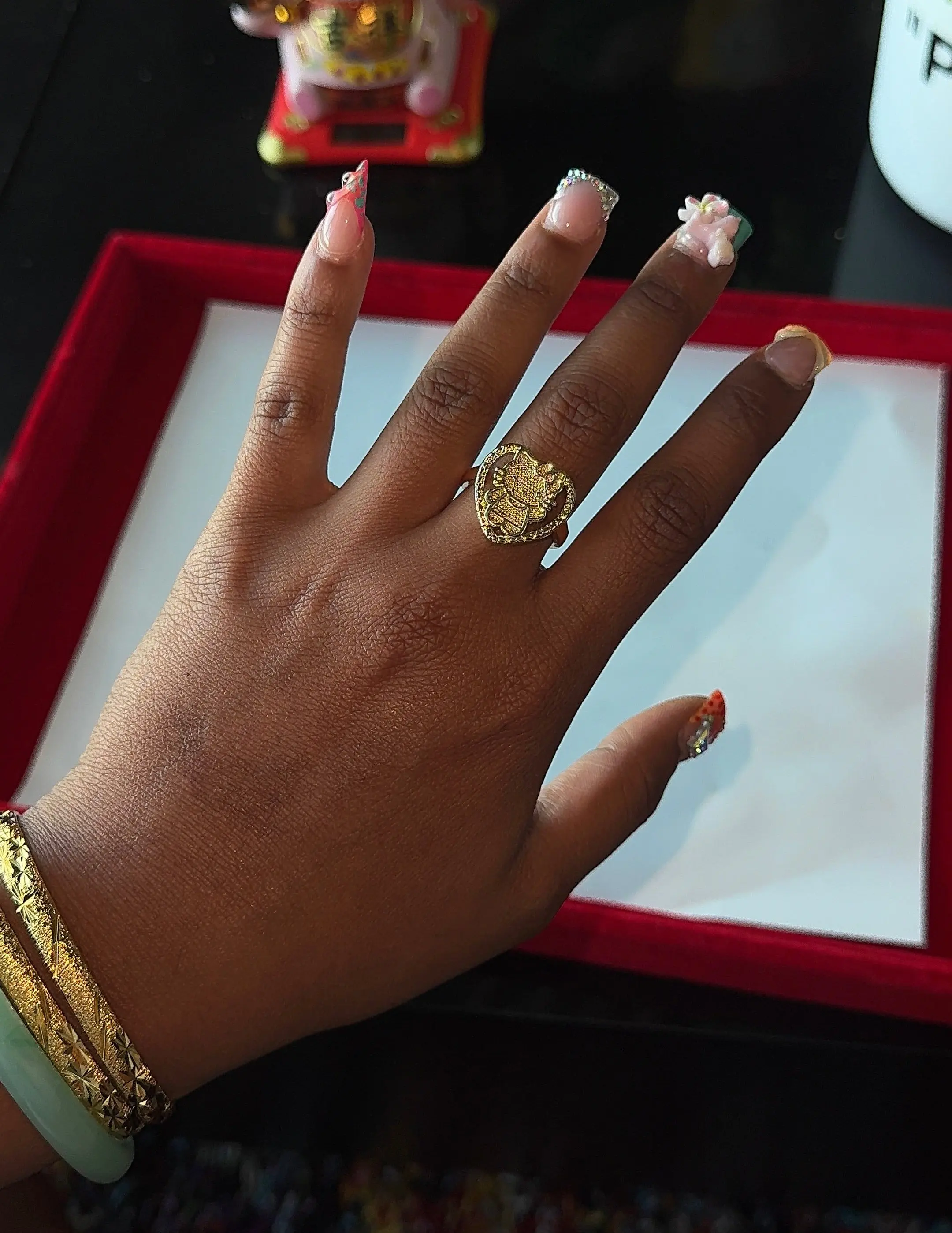 18K HK Body Wire Heart Ring 18K HK Body Wire Heart Ring