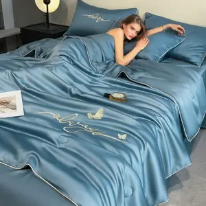 Solid Color Silky Cooling Blanket, Soft Comfortable Bedding Blanket, Air Conditioning Blanket, Bedding Supplies for Home Bedroom Hotel, Breathable Soft Blanket