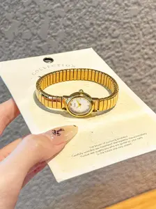 Women's Small Oval Watch with Elastic Band, Stainless Steel Expandable Bracelet, Elegant Analog Timepiece, Fashion Accessory for All Occasions, Fashionable Stylish Watch