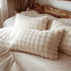 Solid Color Faux Fur Pillowcase, 2 Counts Soft Comfortable Pillow Cover without Filler, Pillow Protector for Home Bedroom Sofa Hotel Dormitory, Bedroom Decorative Accessories