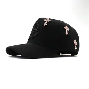 trend Supreme Crown Premium Black Snapback Cap Bold Structured Crown Elite Detailing Luxury Streetwear Unisex Adjustable Fit Urban Statement Style