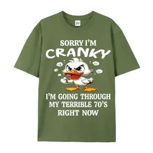 Funny 70s Duck T-Shirt, Cute Retro Style Tee Gift, Vintage Duck Graphic Shirt, Cartoon Animal Design, Casual Trendy Outfit, Trendy Womenswear, Menswear, Full Color 🦆✨