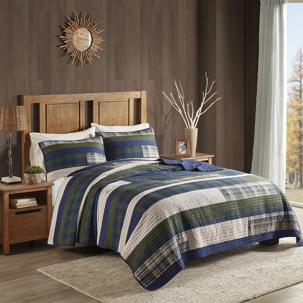 Woolrich WR13-3042 Green 100 Percent Cotton Percale Printed Pieced Quilt Mini Set, Full & Queen Size