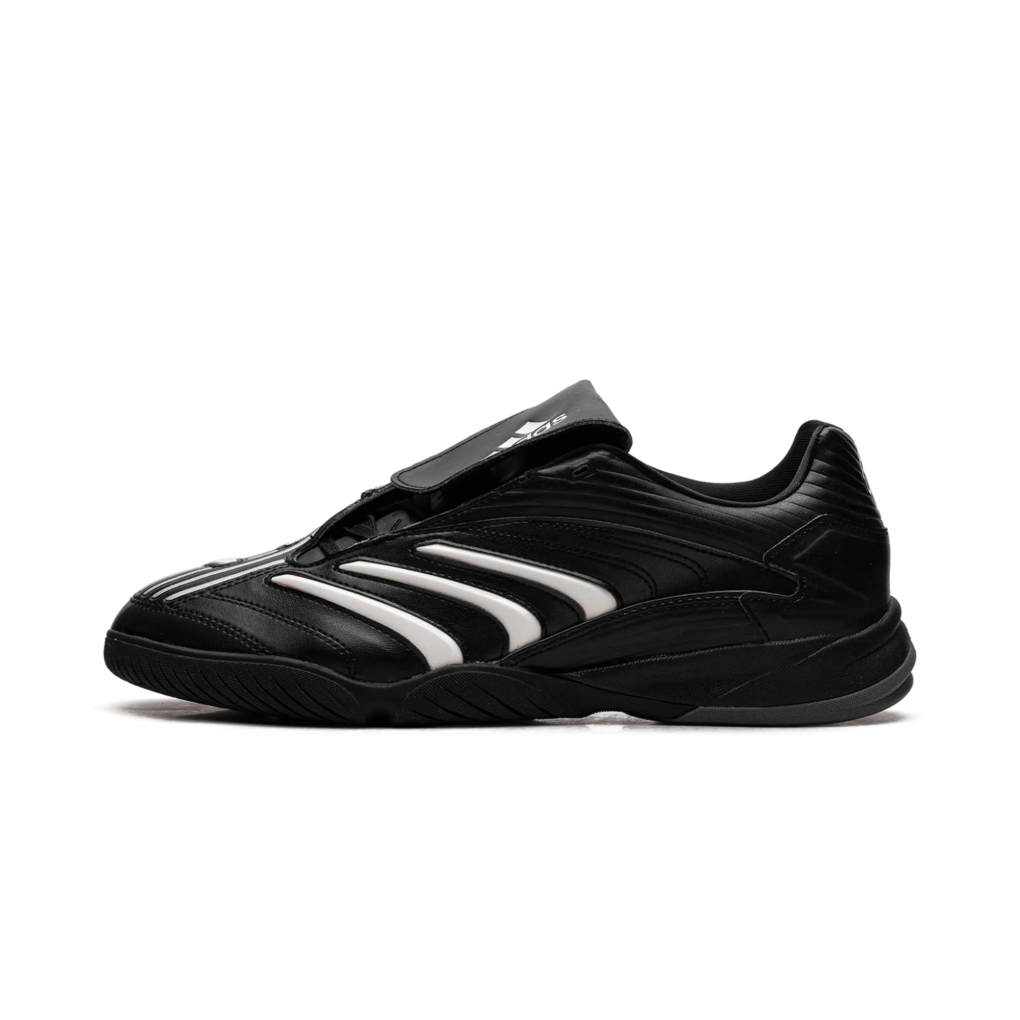 Predator Sala "Black Zero Metallic" JQ3916