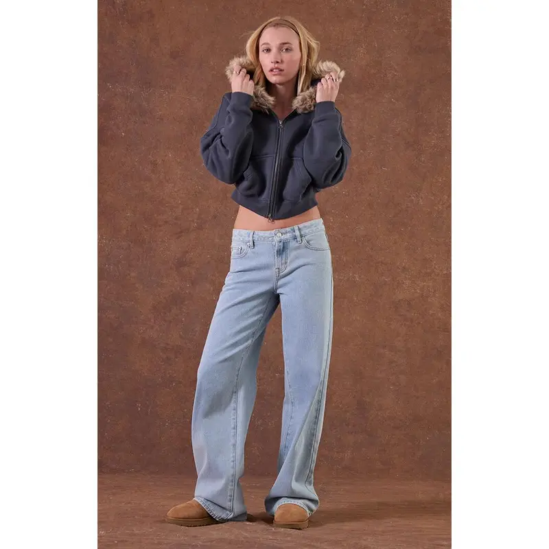 Pacsun Women's Casey Low Rise Baggy Jeans Light Indigo Washed