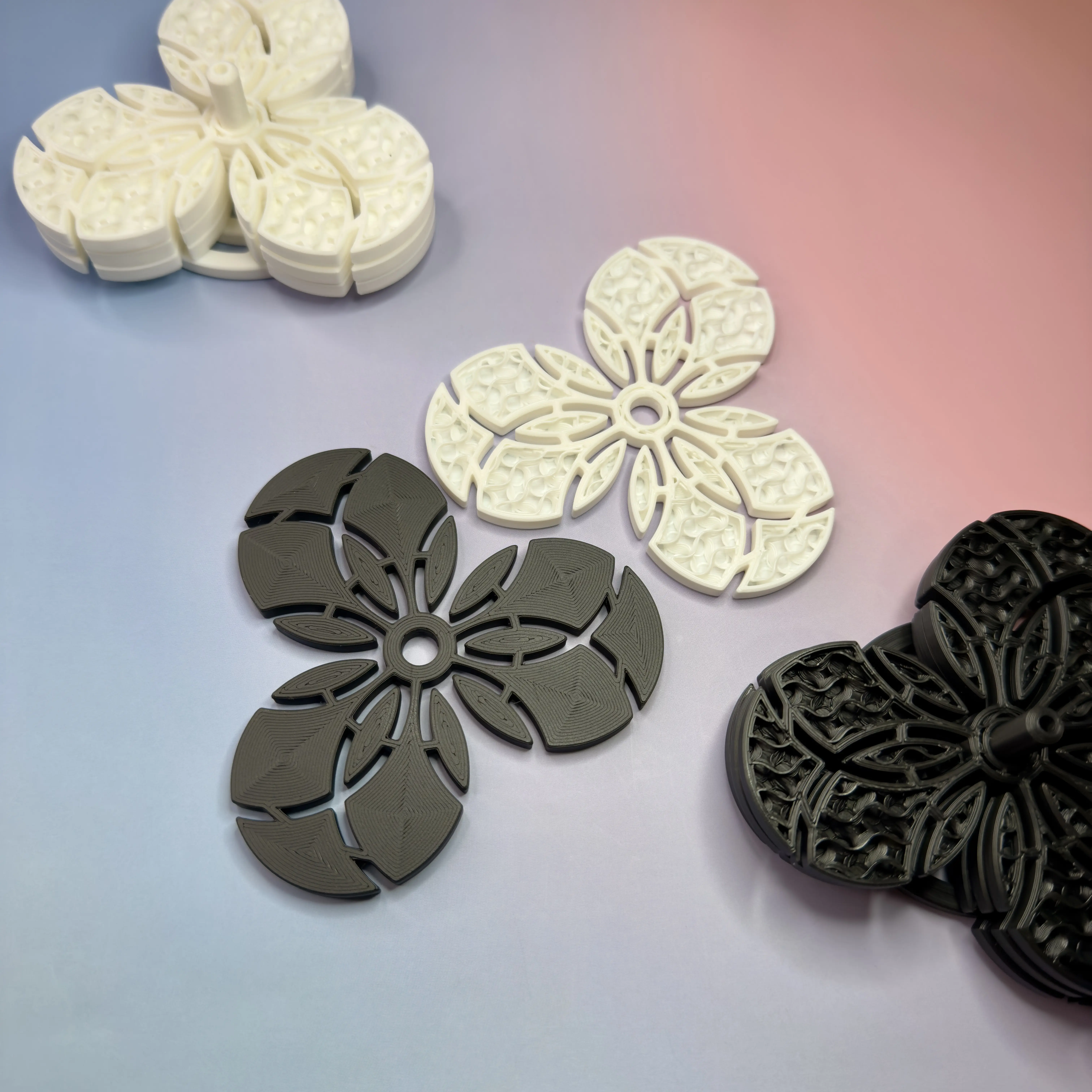 Modern Geometric Drink Coaster | Modern Black and White Round Coaster Set