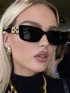 Retro Square Frame Sunglasses for Women, Stylish Minimalist Design Polarized UV Protection for Summer Beach Trips