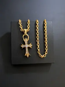 1 piece of trendy punk-style diamond-encrusted cross necklace, electroplated with 18k gold, non-fading cross necklace, fashionable to wear, perfect gift