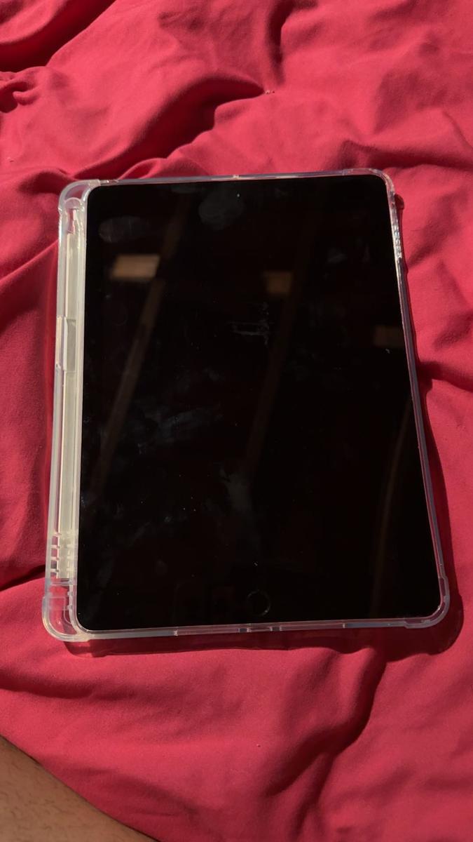 Item: white, iPad 6th Gen/5th Gen(9.7inch)