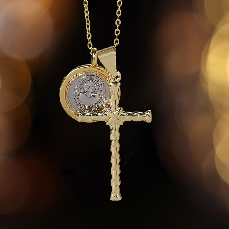 1pc Sacred Heart Necklace for Women with Christ Cross Pendant, Faith Accessories, Multi-layer Metal Oil-Dripping Cross Necklace Classic Religious Cross Pendant Suitable for and Fashion Gift for Friends, Holiday Accessory, Glamorous Neckalce