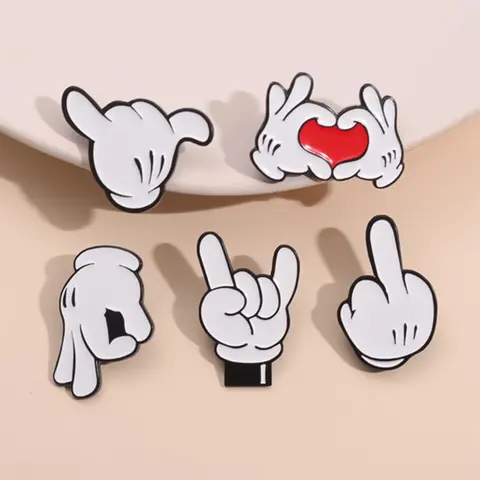 5Pcs Fun Glove Gesture Brooch Set, Lapel Brooch, Brooch Pin Clip, Durable Metal Pins, Zinc Alloy Enamel Material, Classic Animation Heart Decoration, Cartoon Gloves Theme Badge, Emblem Badge Decoration, Accessories