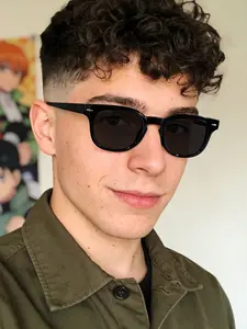 High-Quality Casual Minimalist Small Frame Square Sunglasses, Unisex Design, Ideal for Travel Beach Cycling Festivals Weddings Coastal Areas, Modern Sunglasses, Trendy Sunglasses