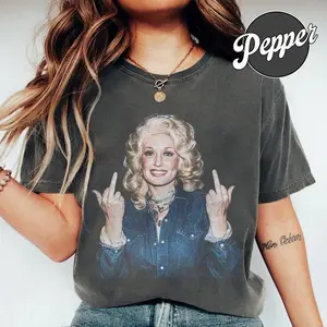 Middle Finger Dolly Parton Vintage Comfort Colors Shirt 4426DN23