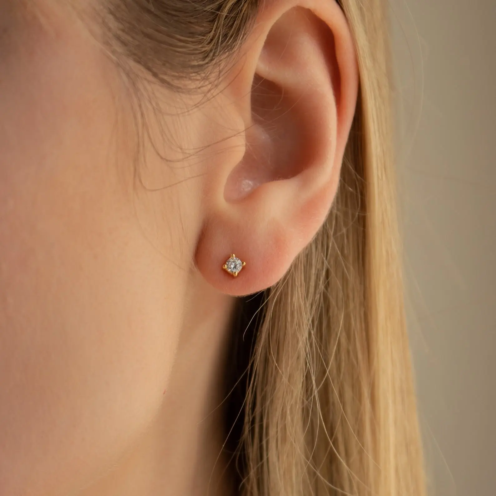 Booker Classic Diamond Studs by Caitlyn Minimalist - Dainty 3mm Crystal Stud Earrings in Gold & Silver - Minimalist Everyday Earrings - Girlfriend Gift