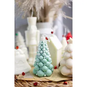 Bubble Christmas Tree Candle – Hand-Poured Soy Wax, Holiday Decor & Gift Candle, All-Natural Holiday Candle