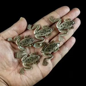 Artificial Frog Shaped Fishing Lure, 5 Counts/set Bionic Frog Lure, Soft Bait with Sharp Hook, Fishing Tackle, Fishing Lures Kit, Outdoor Fishing Accessories
