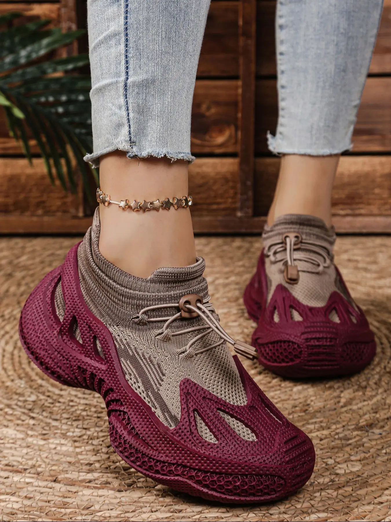 Women's fashion casual sneakers, Walking Lifestyle Sneakers, simple and versatile casual shoes, outdoor walking shoes, Low fashion sneaker, tennis shoes suitable for daily leisure and commuting to work and school
