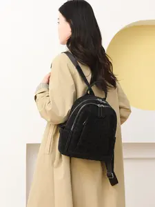 New Leopard Print Commuter Casual Backpack, Travel Backpacks, Durable Travel Bag, Stylish Small Shoulder Bag for Women, Lightweight Mommy Bookbag, Trendy Backpack