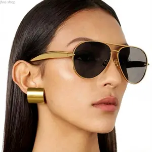 Retro Frog Shape Sunglasses for Men and Women, Double Bridge Metal Legs Polarized UV Protection, Lightweight Vintage Eyewear for Outdoor Beach And All Season Summer Wear