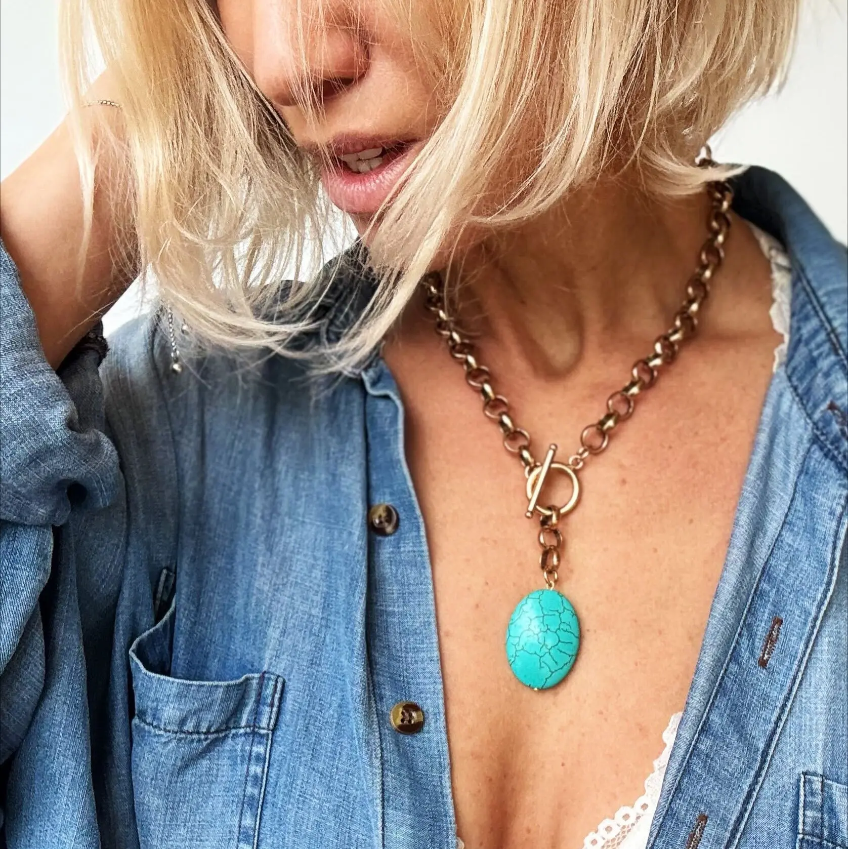 KATIA DESIGNS Blue Howlite Chunky Choker Necklace, Artistic Necklaces, Fashion Costume Jewelry Accessory