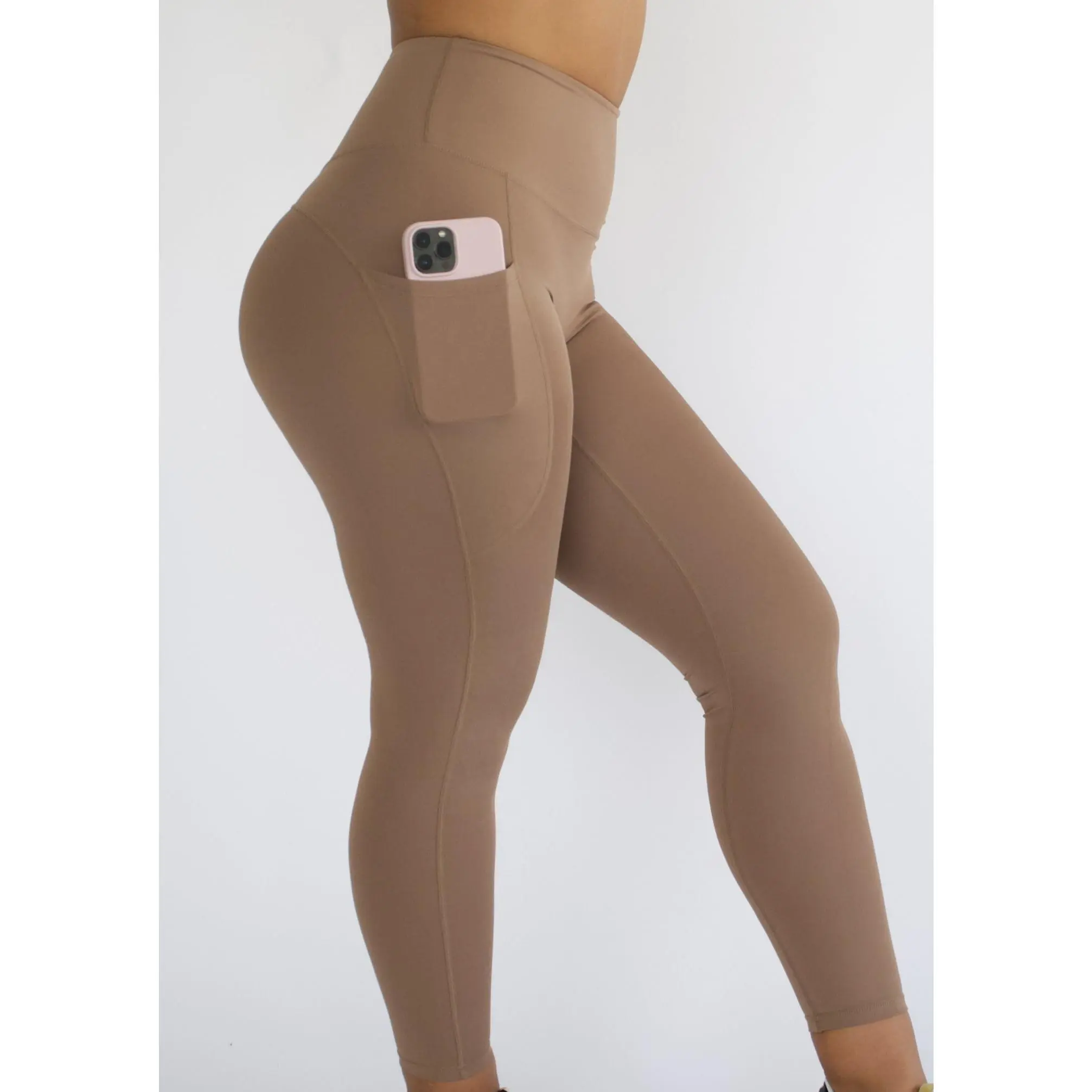 Align Pocket Leggings in Tan