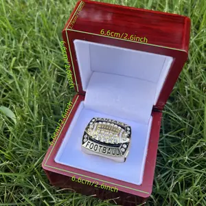 Fashion gold plated sports jewelry mens fantasy series football championship ring with brown wooden display box